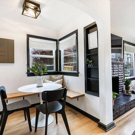 Picture Perfect Bungalow In The Heart Of Dt Βανκούβερ Εξωτερικό φωτογραφία