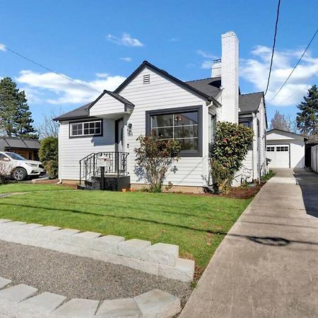 Picture Perfect Bungalow In The Heart Of Dt Βανκούβερ Εξωτερικό φωτογραφία