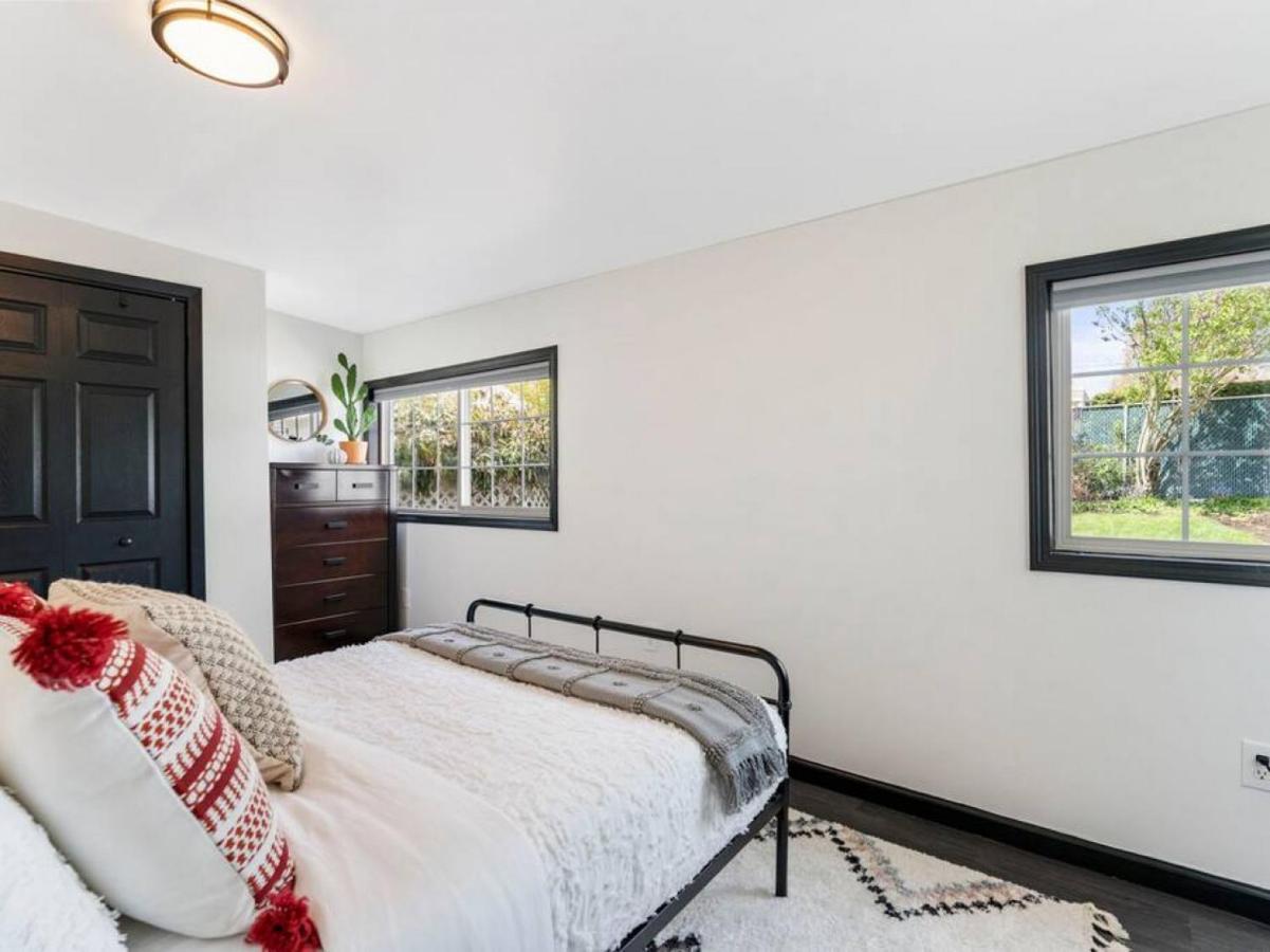 Picture Perfect Bungalow In The Heart Of Dt Βανκούβερ Εξωτερικό φωτογραφία